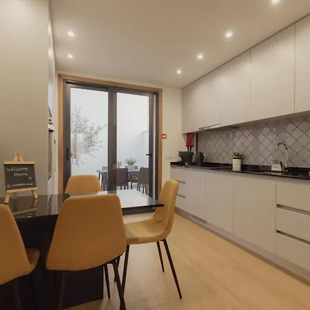 Prázdninový dům Coruja's House Al Opo *