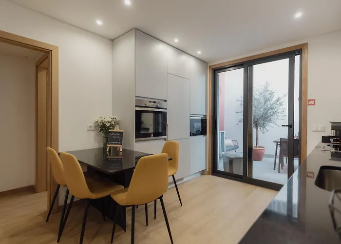 Coruja's House Al Opo 度假居 波尔图