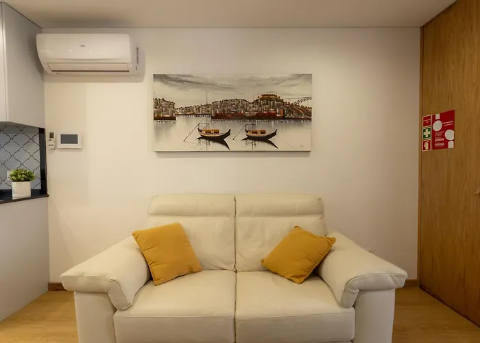 Coruja's House Al Opo 度假居 波尔图